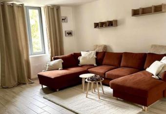 Maison     Les 4 saisons   has Balcony rooms