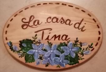 La casa di Tina - Civenna has Balcony rooms