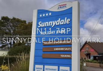 3-Bed family caravan near Mablethorpe has Balcony rooms