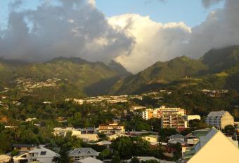 Fare Arearea Sweet Studio allows 18 year olds to book a room