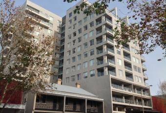 Newcastle Central Plaza Apartment Hotel Official allows 18 year olds to book a room