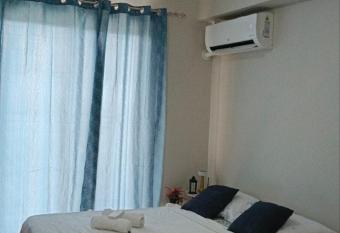 Seaview and Cityview Mactan,Cebu has Balcony rooms