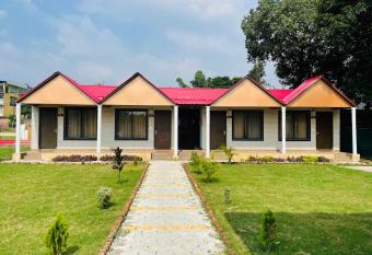 The Deerfield Cottages has Balcony rooms