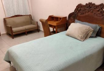 Studio Completo en Cabo S. Lucas allows 18 year olds to book a room