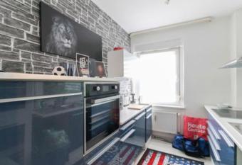 Ferienwohnung mit Tageslichtbad in l  ndlicher Lage nahe Halle (Saale) allows 18 year olds to book a room