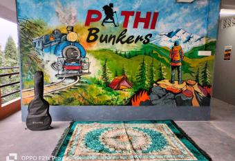 PATHI BUNKERS has Balcony rooms