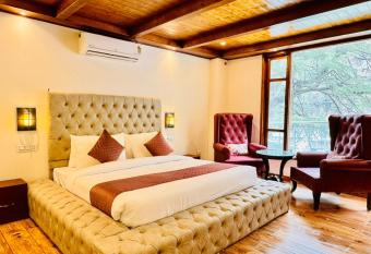 Asia Holiday Kasol has Balcony rooms