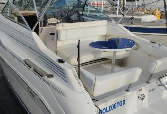 Coraz  n Azul allows 18 year olds to book a room