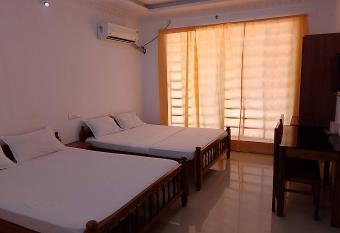 Somatheertham Panchakarma Resort has Balcony rooms