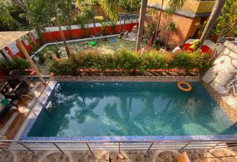 Raichak 3BHK 28ft pool Villa allows 18 year olds to book a room