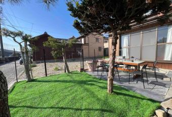                                                          3LDK 12            BBQ    allows 18 year olds to book a room