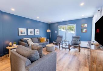 The Entremont allows 18 year olds to book a room