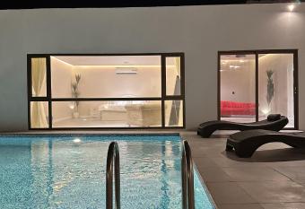                 - Wood resort has Balcony rooms