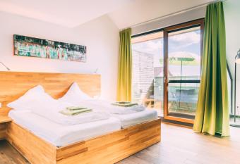 Gut H  gle Erlebnishof has Balcony rooms