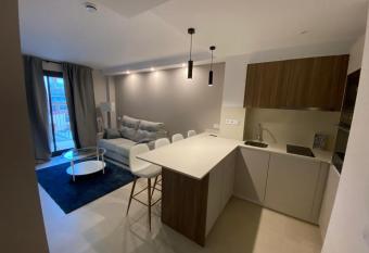 YOUR HOME - Camp Nou Apartment has Balcony rooms