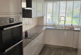 Darlington Home Away From Home has Balcony rooms