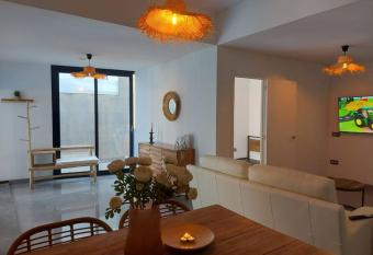 Casa Dancha has Balcony rooms