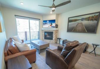 Clearwater Lofts Bldg 2 303 has Balcony rooms