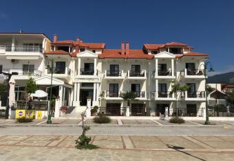 Makedos Sea View has Balcony rooms