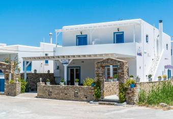 Eleftheria Studios has Balcony rooms