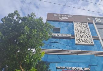 Hotel Royal Inn has Smoking rooms