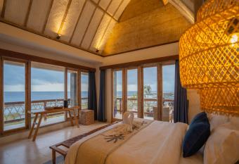 ALANA PENIDA HOTEL allows 18 year olds to book a room