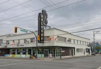 Hotel at the Waldorf allows 18 year olds to book a room
