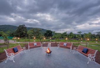 SaffronStays Ivory Mansion has Balcony rooms