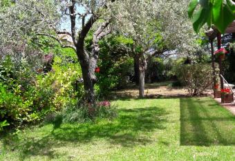 Etna Home Escape has Balcony rooms