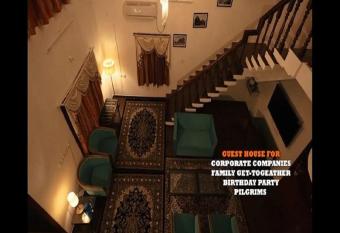 Sri Hari Guest House has Balcony rooms