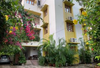 ALAMANDA Alleppey Beach Elegant 3BHK Guest House Apartment has Balcony rooms