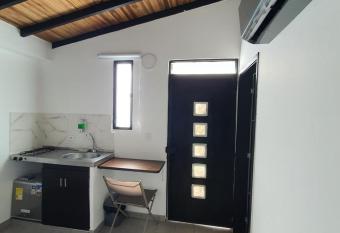 Apartaestudio todo full allows 18 year olds to book a room