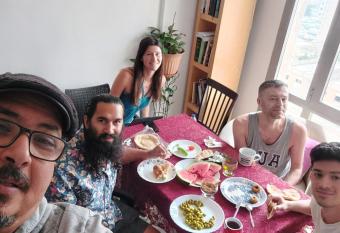 Aladdin hostel 1 allows 18 year olds to book a room