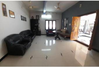 GOLDEN BELL HOMESTAY has Balcony rooms