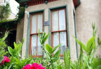 Pansy's Parlor Bed & Breakfast allows 18 year olds to book a room