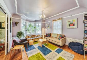 Bernal Heights Spacious 3br Oasis Walk Score 96 has Balcony rooms