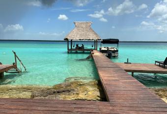 Xoot ka Ana luxury, Villa las Flores has rooms with a private hot tub