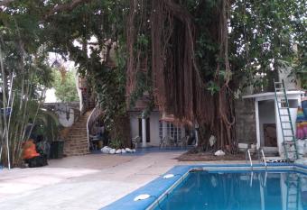 HABITACIONES EN CASA DE PLAYA VERACRUZ HOSTAL has Balcony rooms