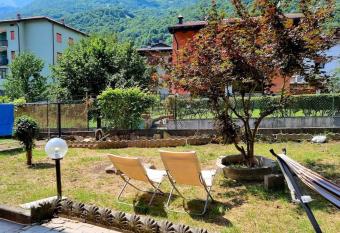 Casa Lord Malonno has Balcony rooms