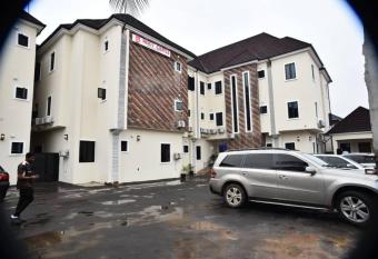 Nocy castle hotel allows 18 year olds to book a room