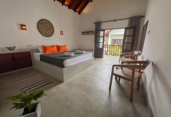 Lum Residence has Balcony rooms