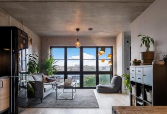 Industrial Luxury City Loft has Balcony rooms