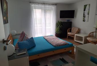 Sch  ni  s Zimmer has Balcony rooms