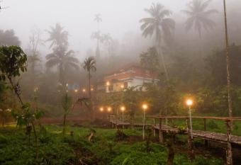 Mountain Manor has Balcony rooms