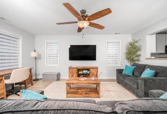 Cozy Coastal Condo has Balcony rooms