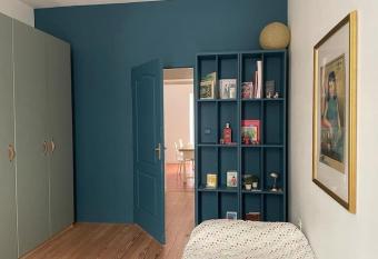 Appartement c  ur de Ville Vichy has Balcony rooms