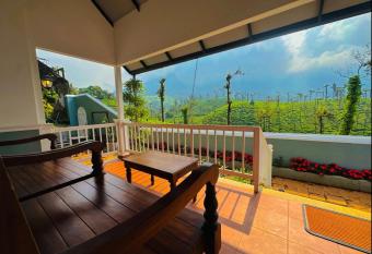 THALIMALA BUNGALOW allows 18 year olds to book a room