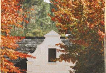 CHANTILLY has Balcony rooms