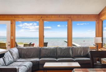 Million Dollar Views 5BDR Beachfront in East Bay     2175 has Balcony rooms