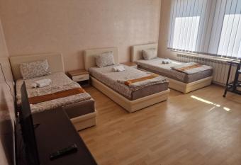 Saradis has Balcony rooms